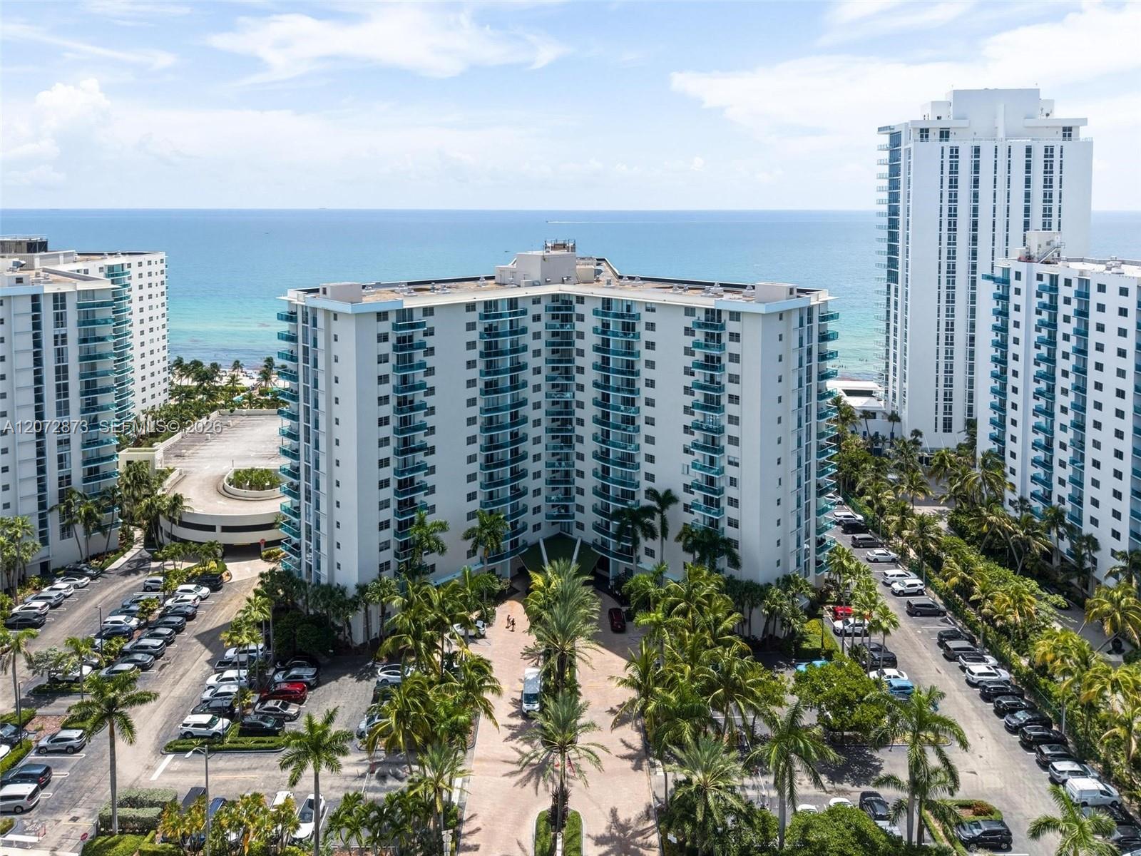 Photo of 3901 Ocean Dr  #3E, Hollywood, Florida, 33019 - 
