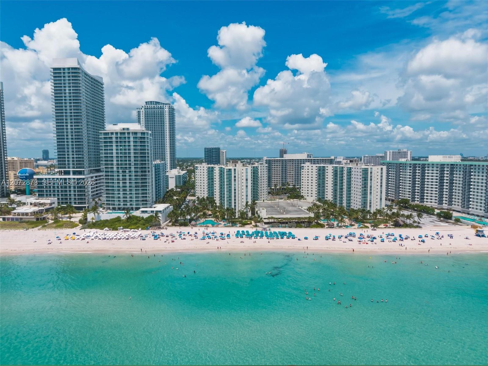 Photo of 3901 Ocean Dr  #3E, Hollywood, Florida, 33019 - 