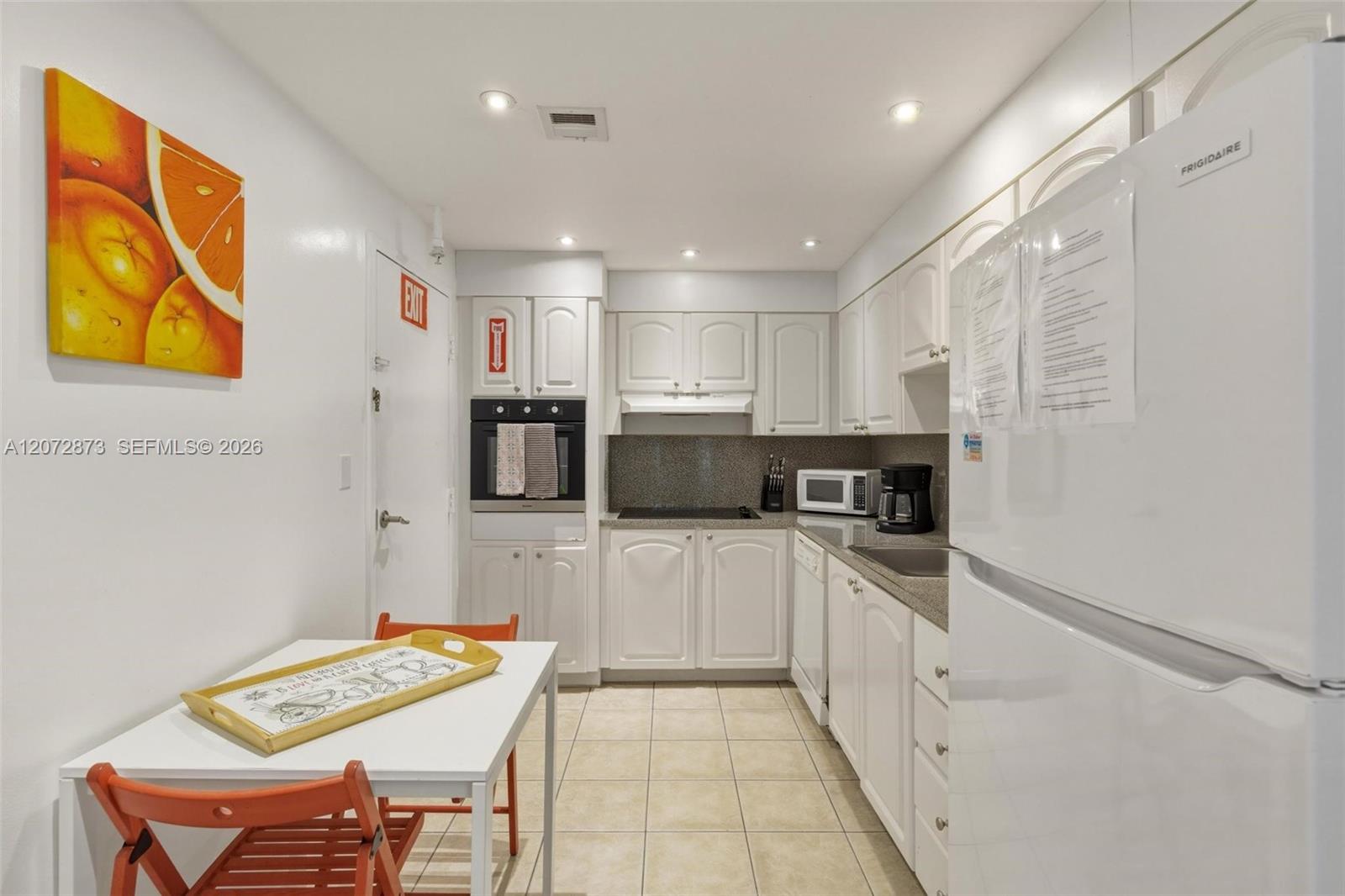 Photo of 3901 Ocean Dr  #3E, Hollywood, Florida, 33019 - 