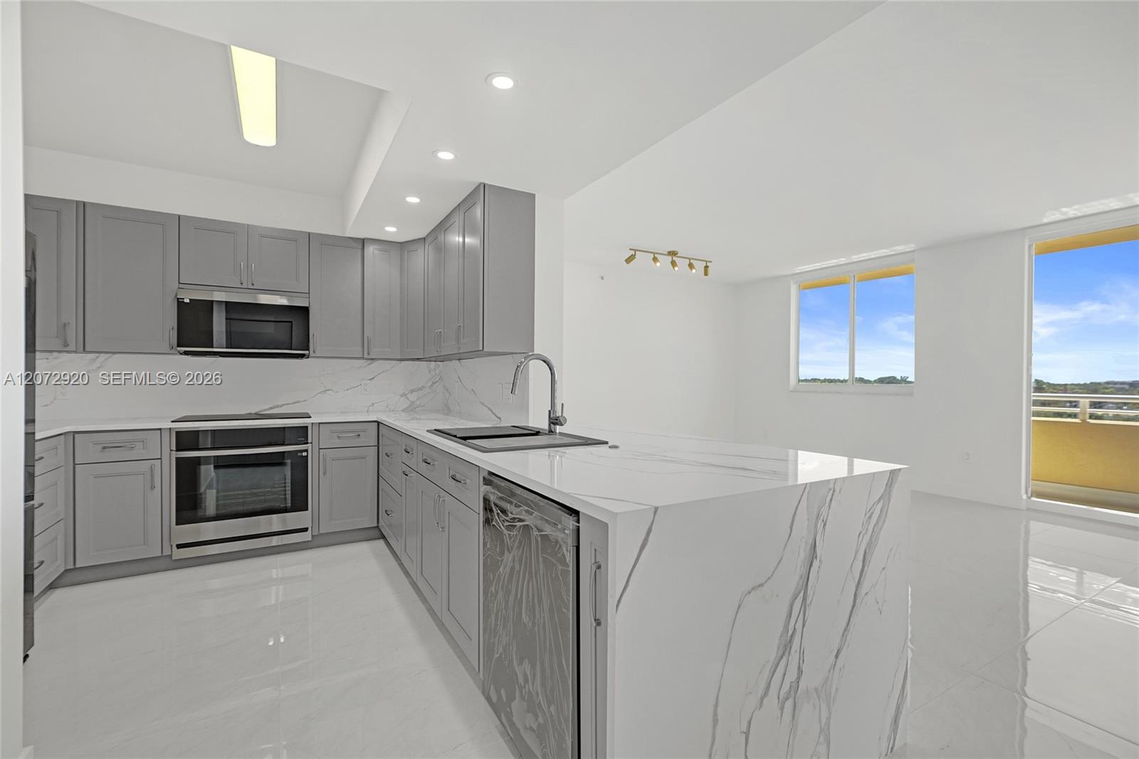 Photo of 2775 187th St #514, Aventura, Florida, 33180 -