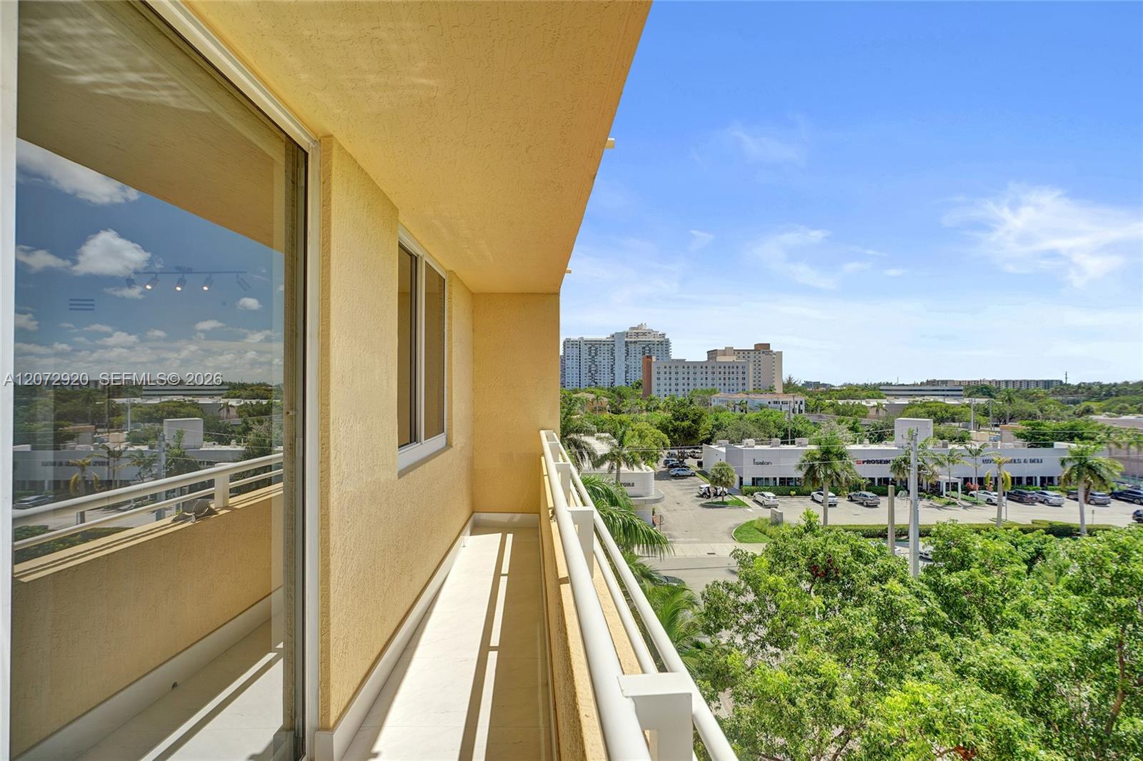 Photo of 2775 187th St #514, Aventura, Florida, 33180 -