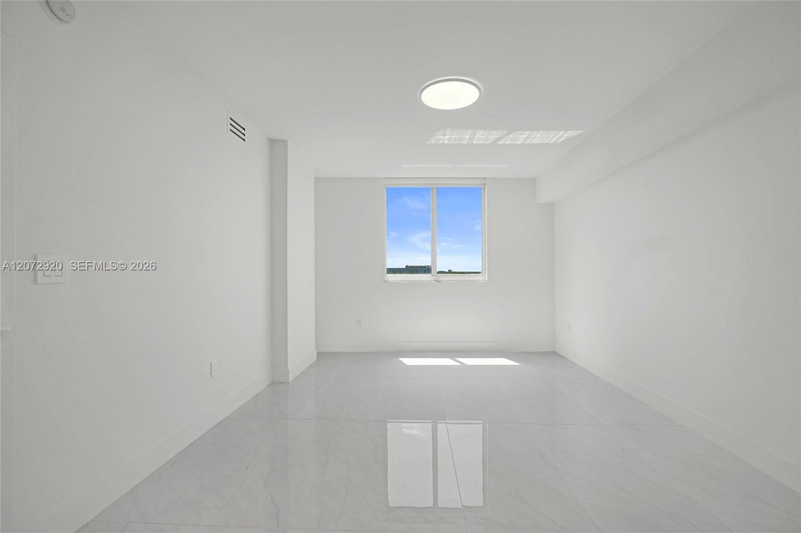 Photo of 2775 187th St #514, Aventura, Florida, 33180 -