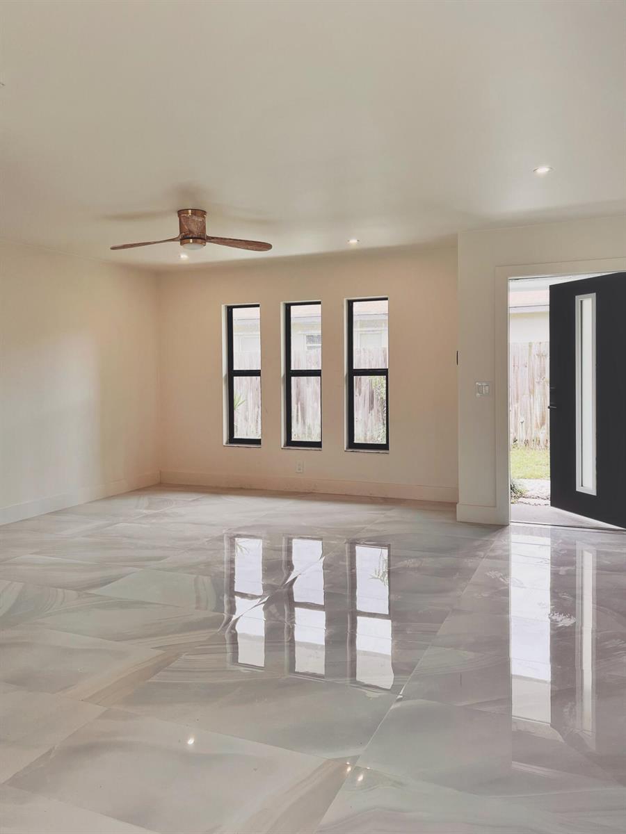 Ver detalles / 0 1820 sq. ft. $ 2026-09-07 0 foto