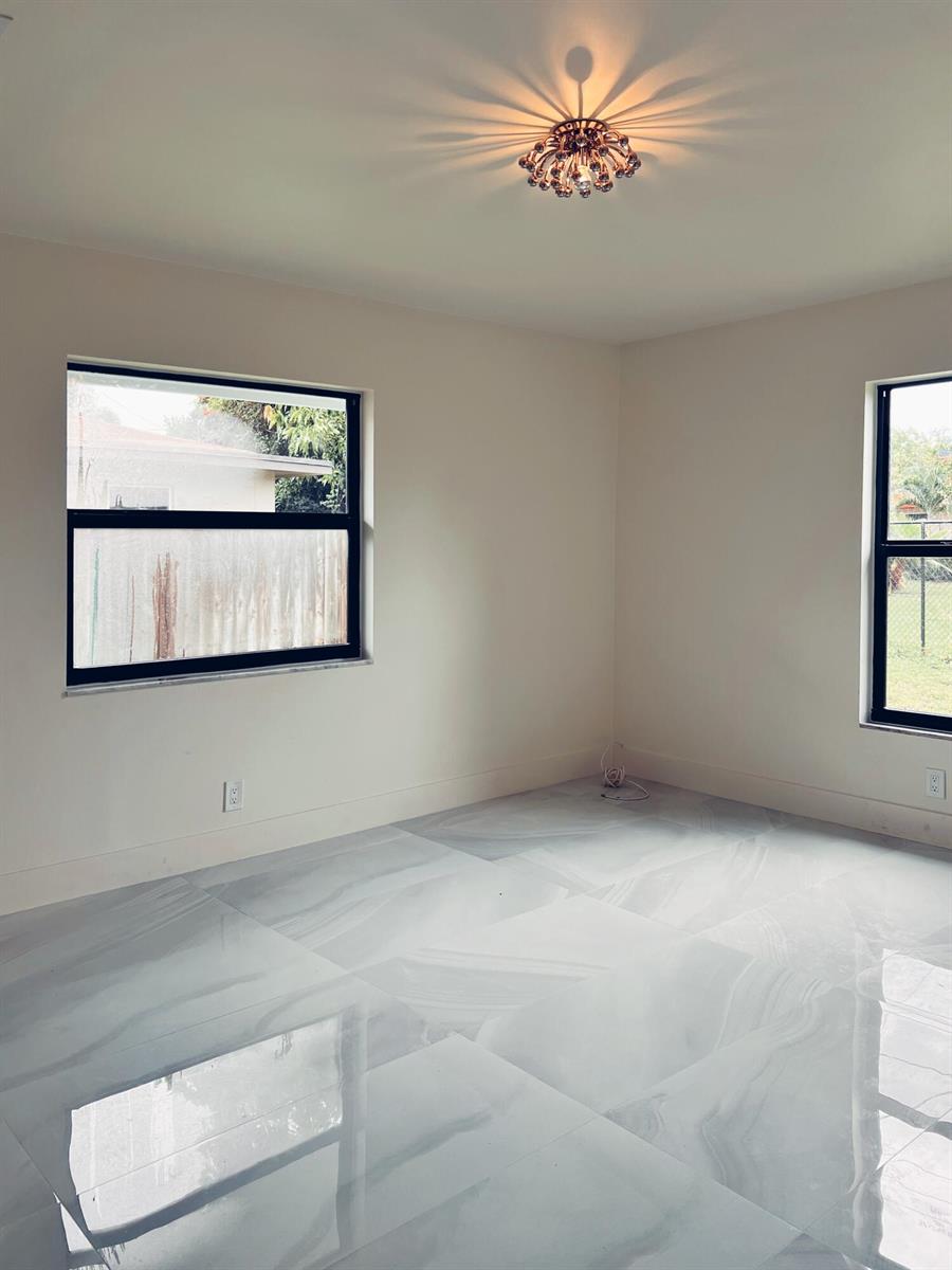 Ver detalles / 0 1820 sq. ft. $ 2026-09-07 0 foto