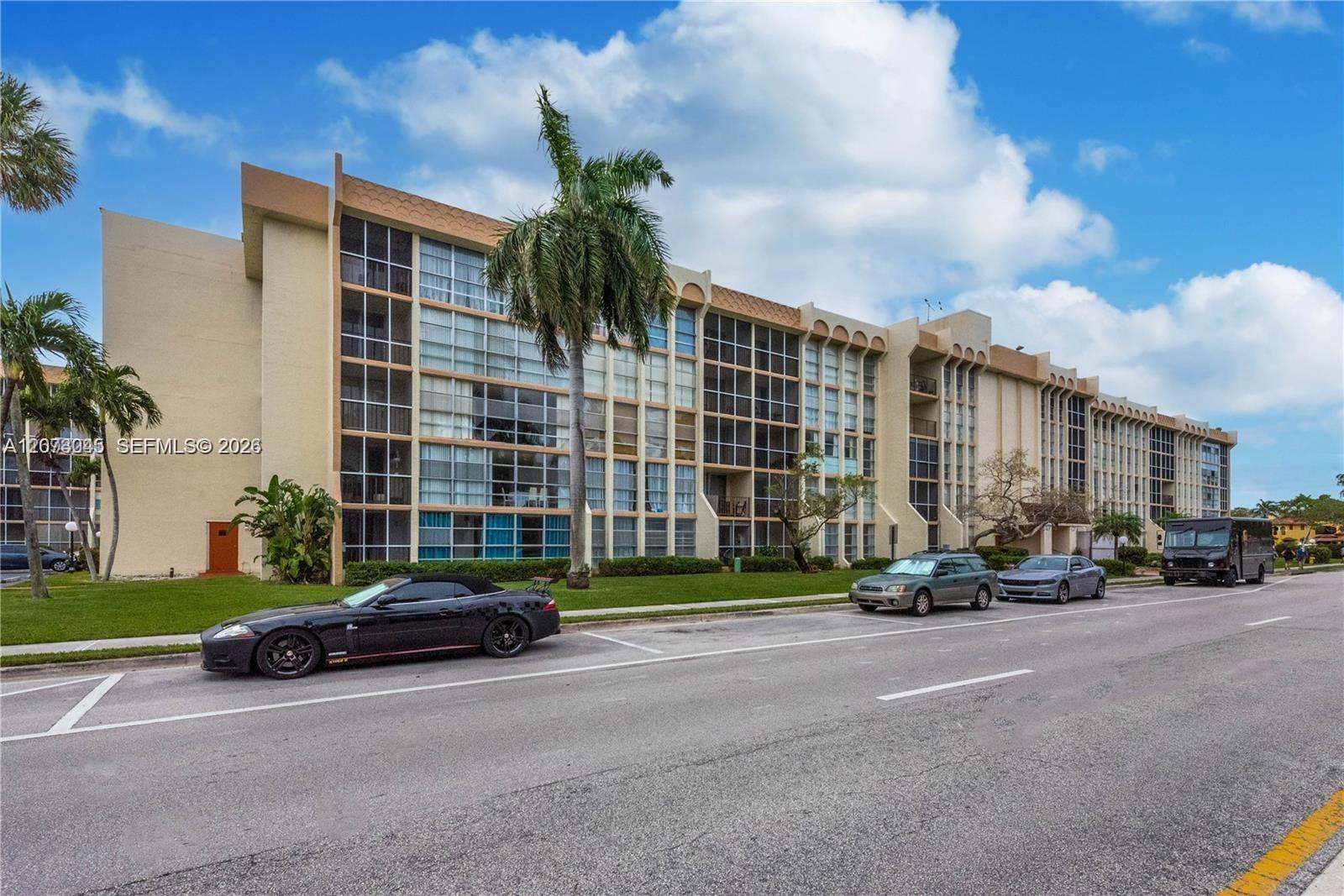 Photo of 2000 Atlantic Shores Blvd #107, Hallandale Beach, Florida, 33009 -