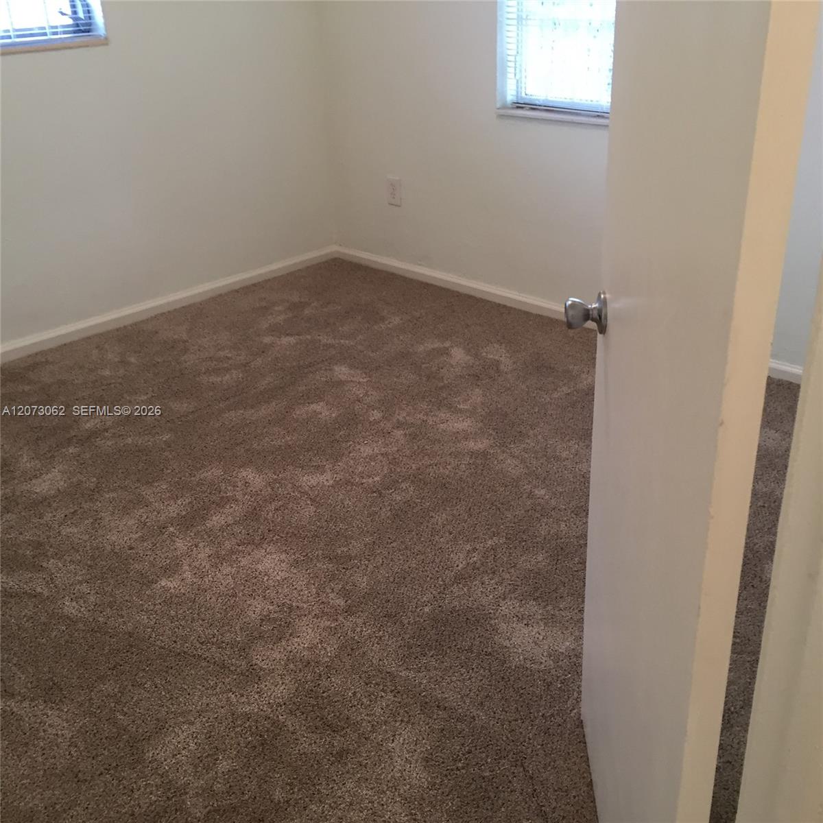   /  1904 sq. ft. $ 2026-08-18 0 foto