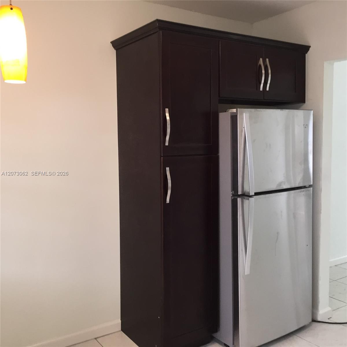   /  1904 sq. ft. $ 2026-08-18 0 foto
