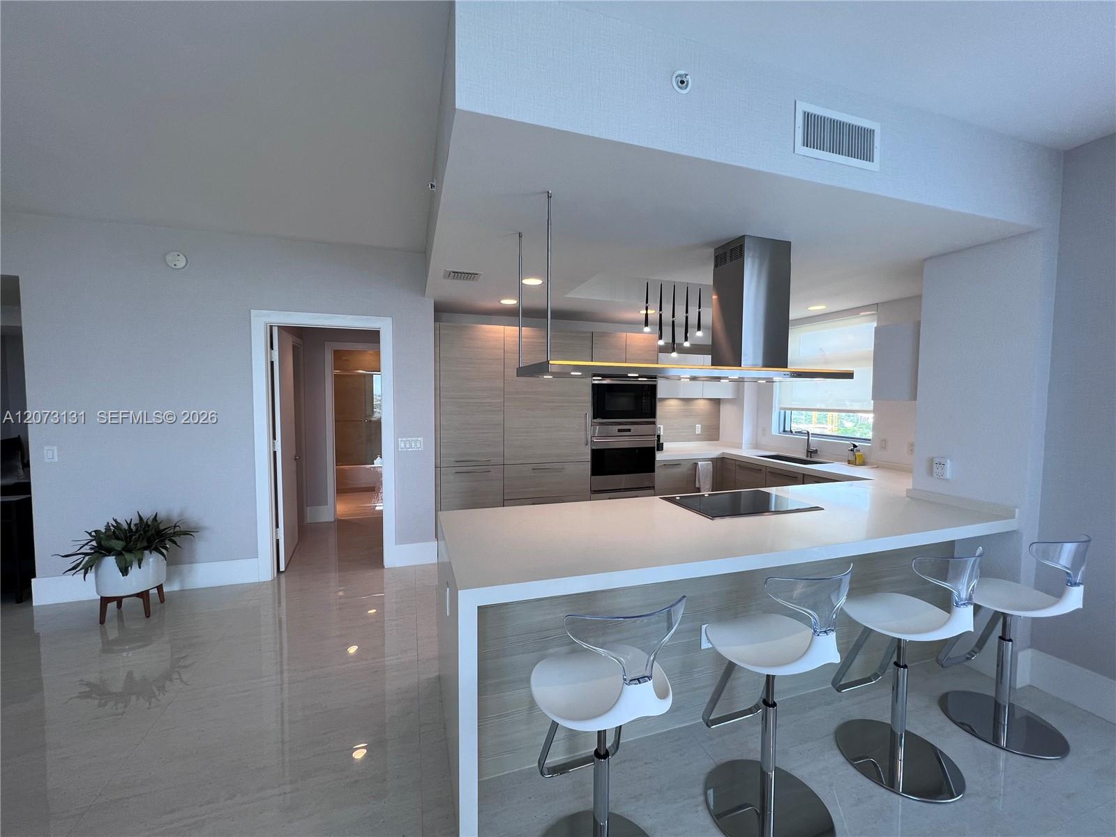 Photo of 17301 Biscayne Blvd #1402, North Miami Beach, Florida, 33160 -