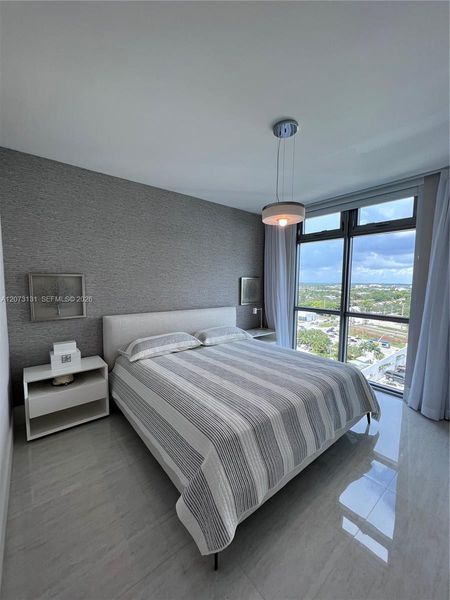 Photo of 17301 Biscayne Blvd #1402, North Miami Beach, Florida, 33160 -