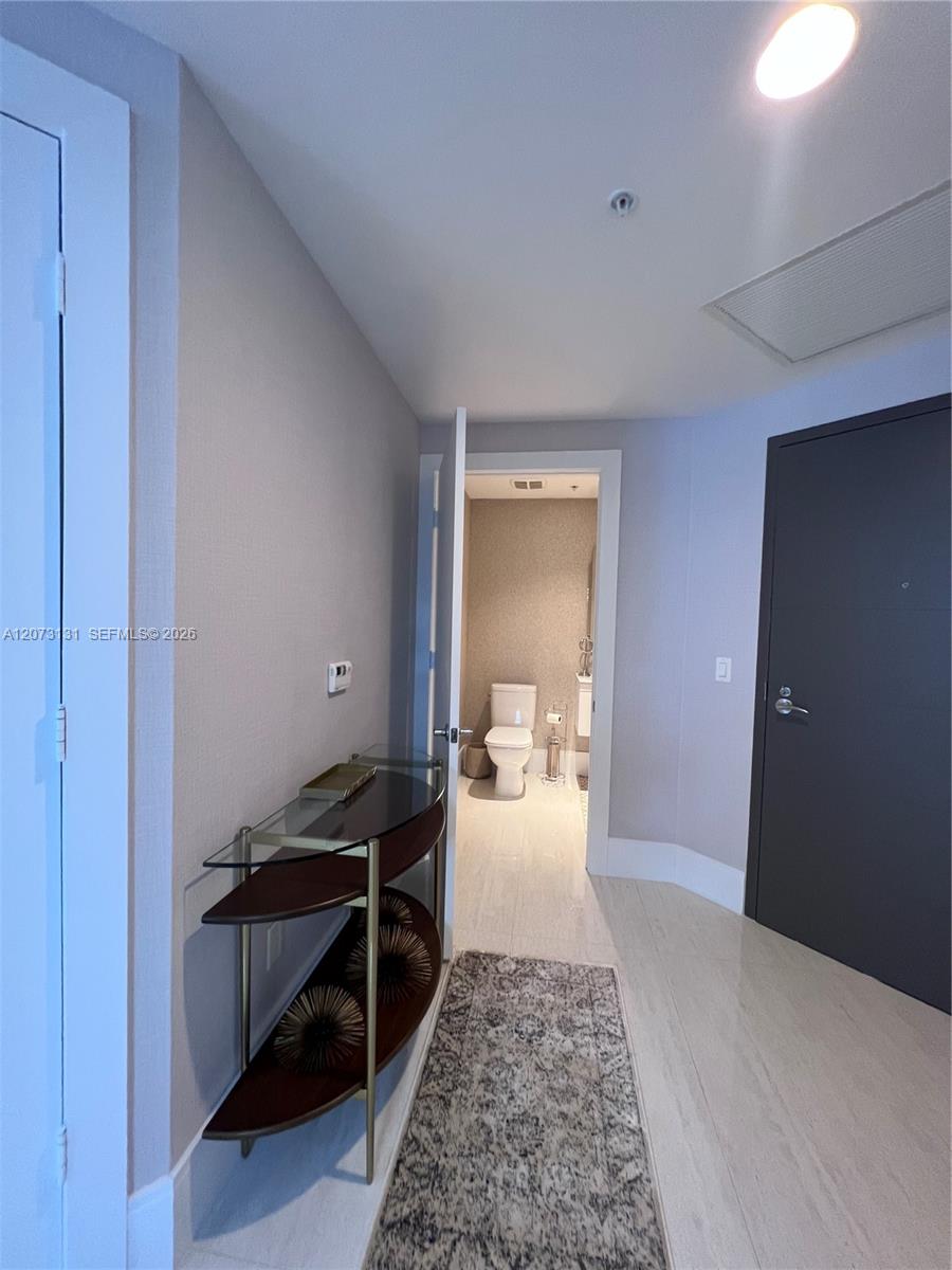 Photo of 17301 Biscayne Blvd #1402, North Miami Beach, Florida, 33160 -