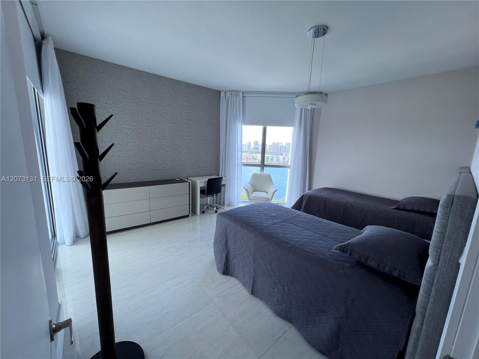 Photo of 17301 Biscayne Blvd #1402, North Miami Beach, Florida, 33160 -