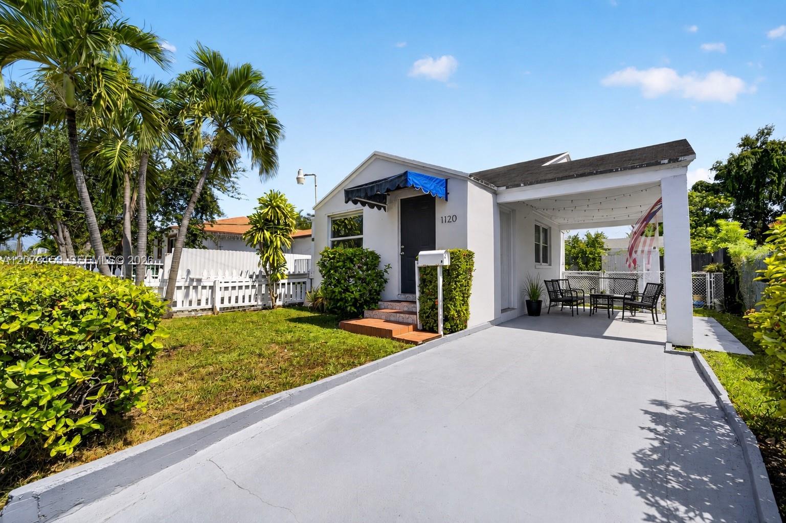 Ver detalles / 3304 sq. ft. $ 2026-08-18 0 foto