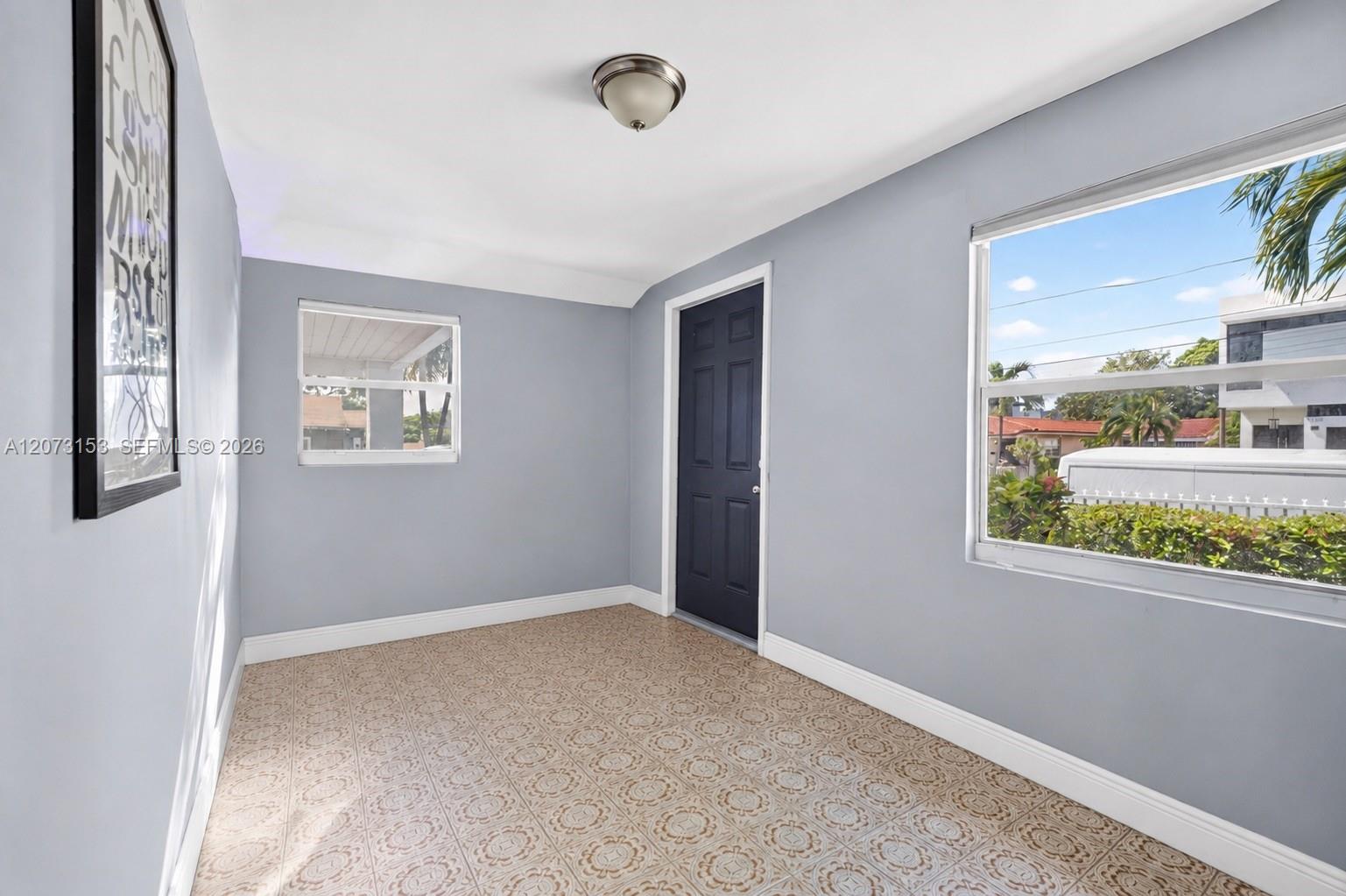 Ver detalles / 3304 sq. ft. $ 2026-08-18 0 foto