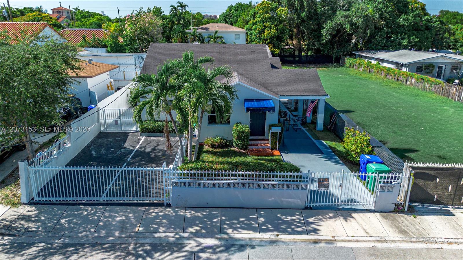 Ver detalles / 3304 sq. ft. $ 2026-08-18 0 foto