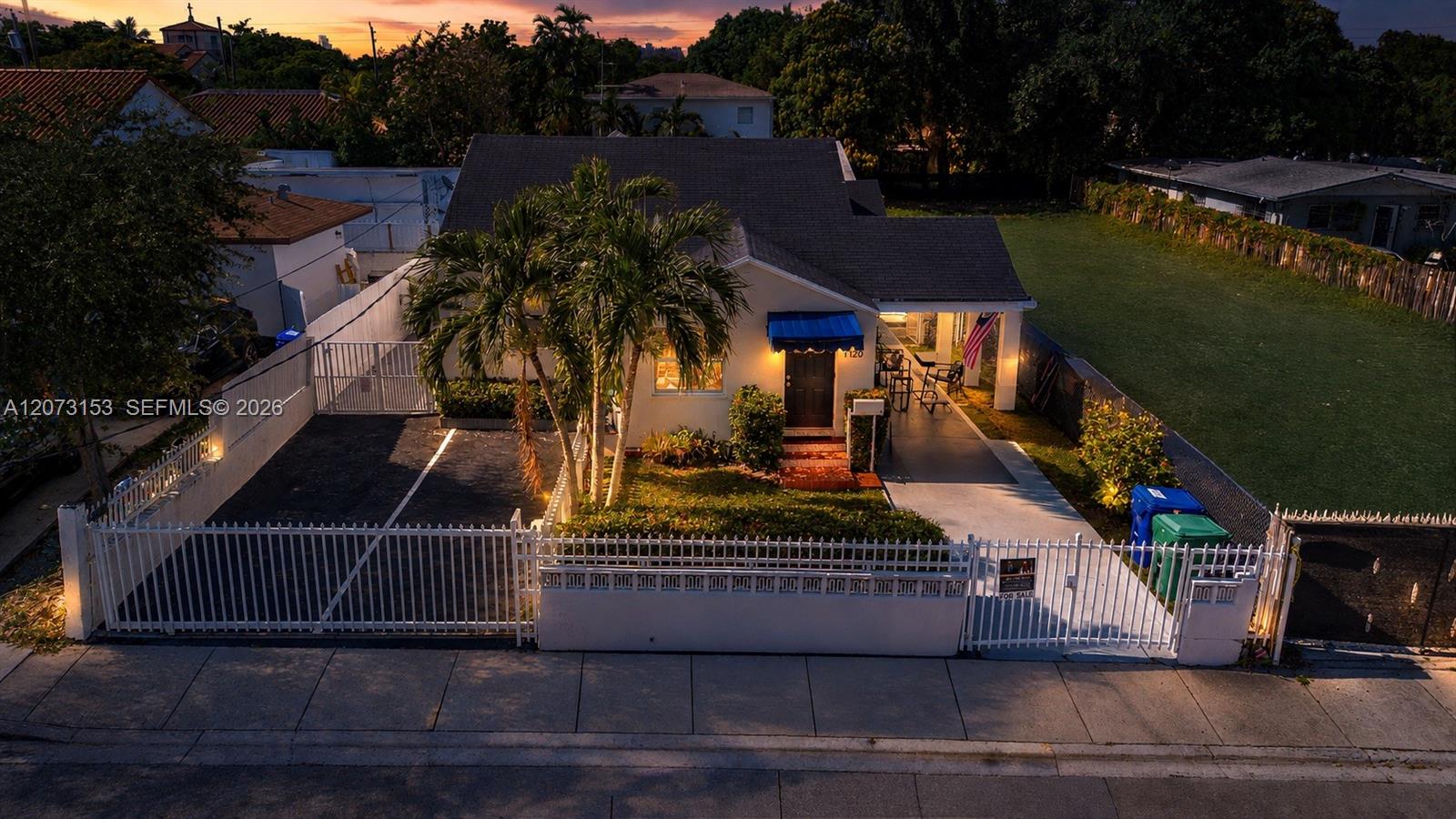 Ver detalles / 3304 sq. ft. $ 2026-08-18 0 foto