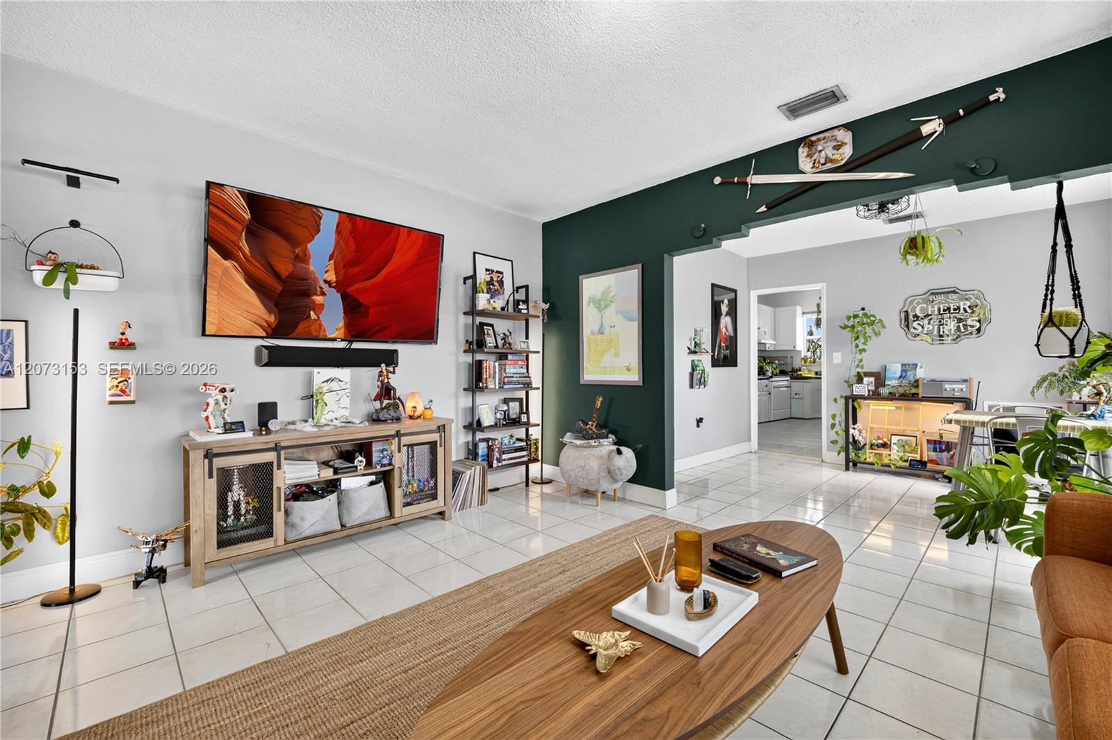 Ver detalles / 3304 sq. ft. $ 2026-08-18 0 foto