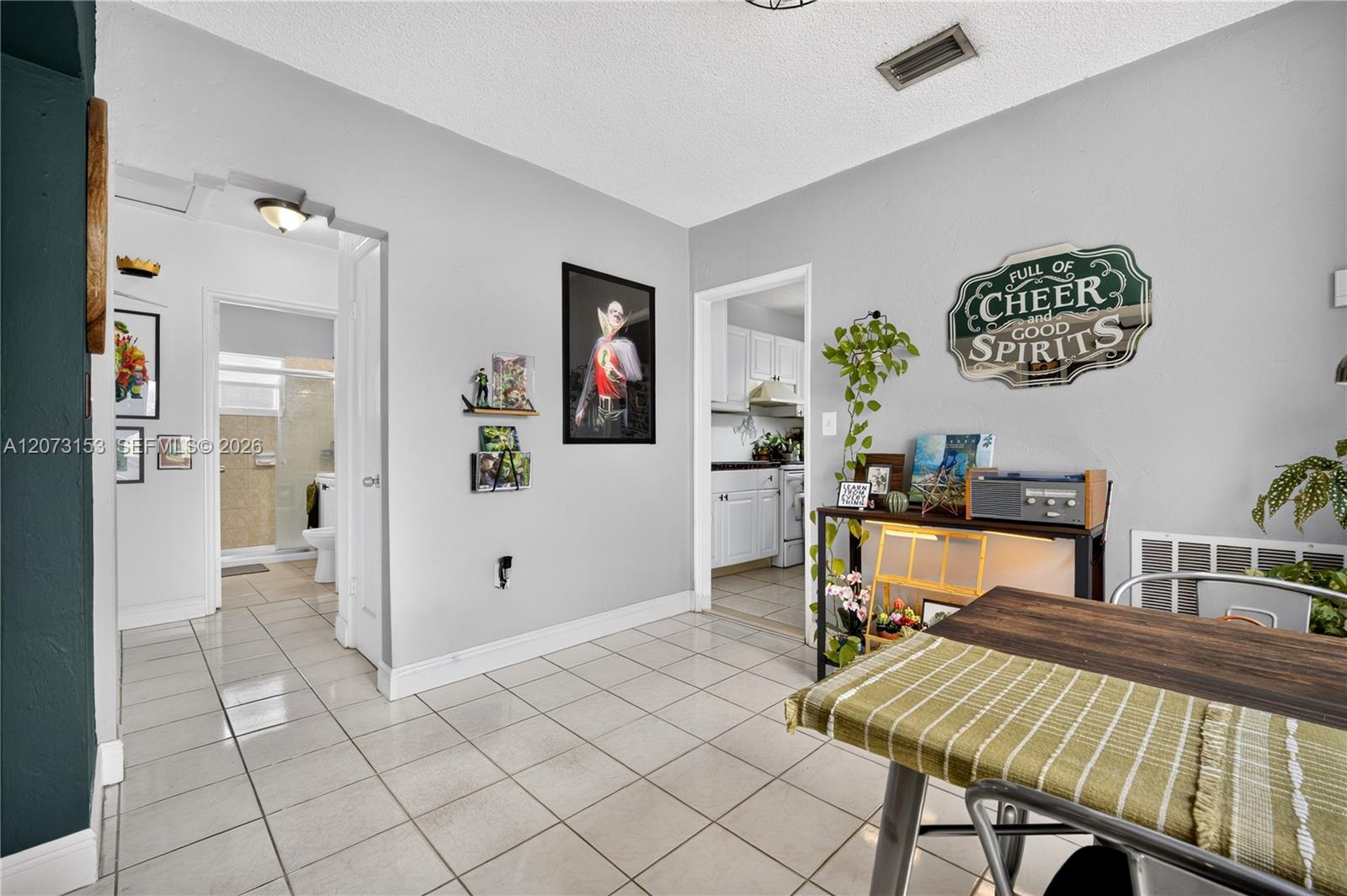 Ver detalles / 3304 sq. ft. $ 2026-08-18 0 foto