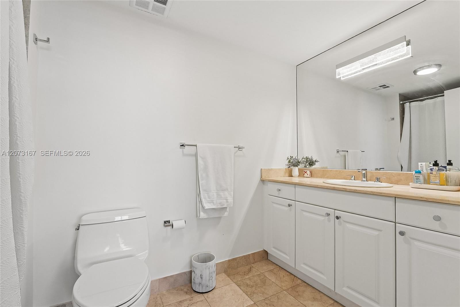 Photo of 20201 Country Club Dr #308, Aventura, Florida, 33180 -