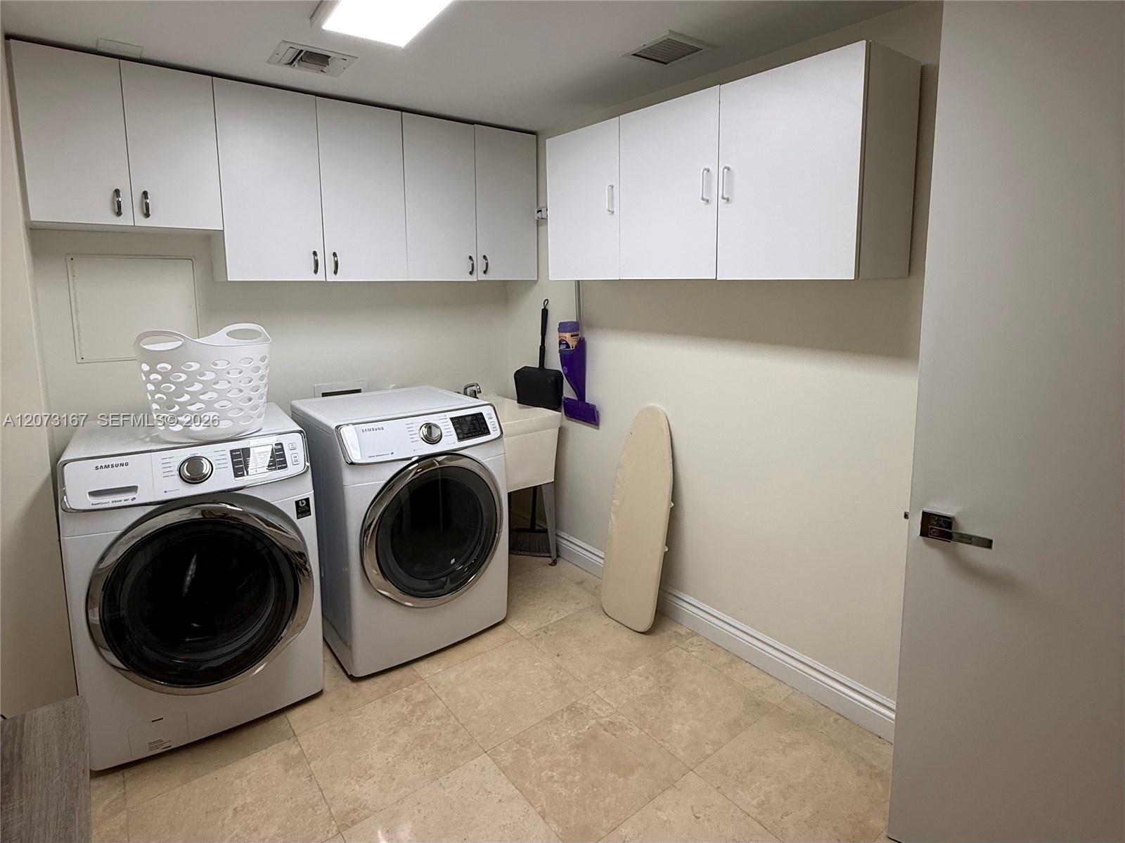 Photo of 20201 Country Club Dr #308, Aventura, Florida, 33180 -
