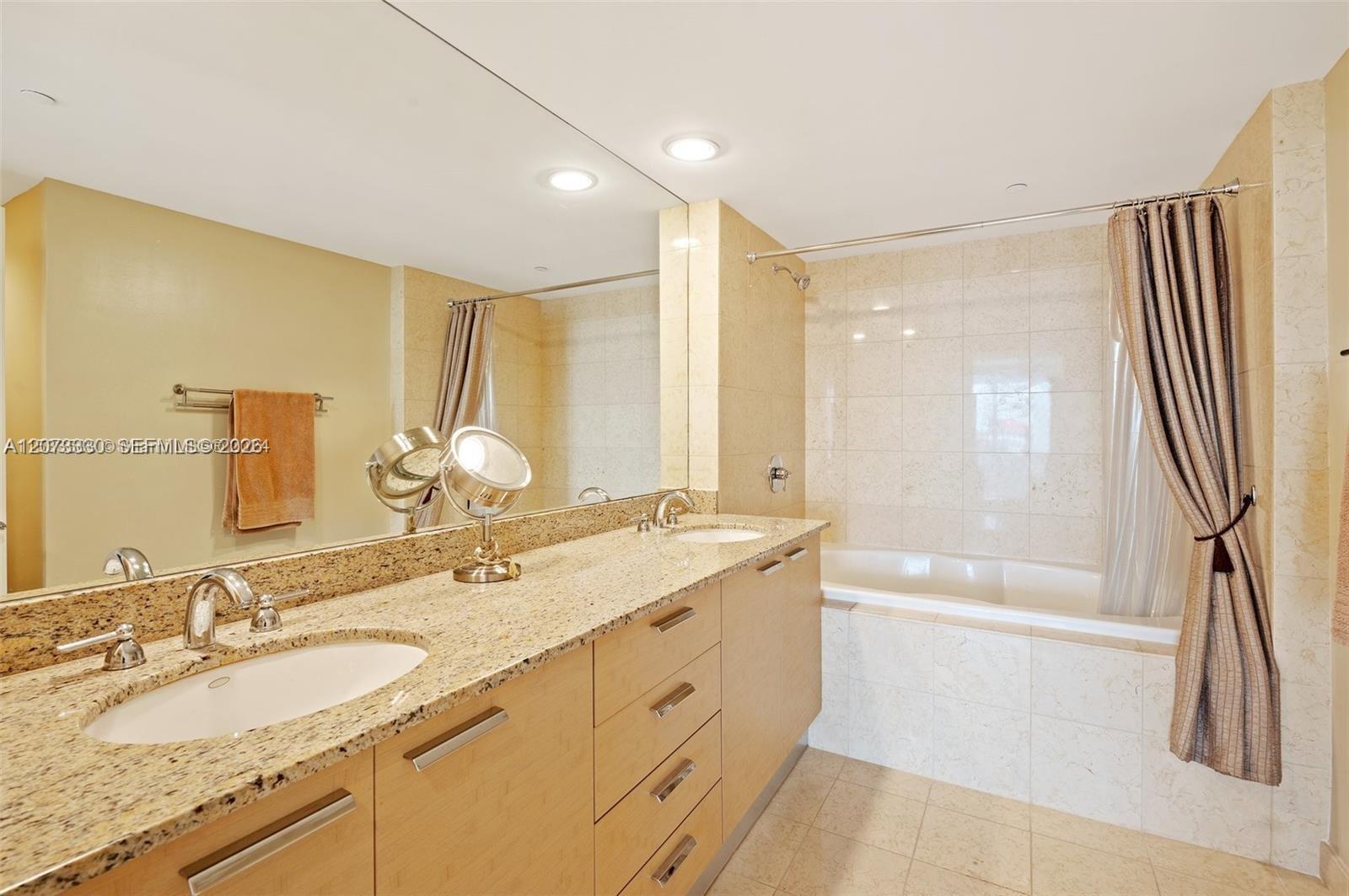 3508 3 / 3 1571 sq. ft. $ 2026-08-18 0 Photo