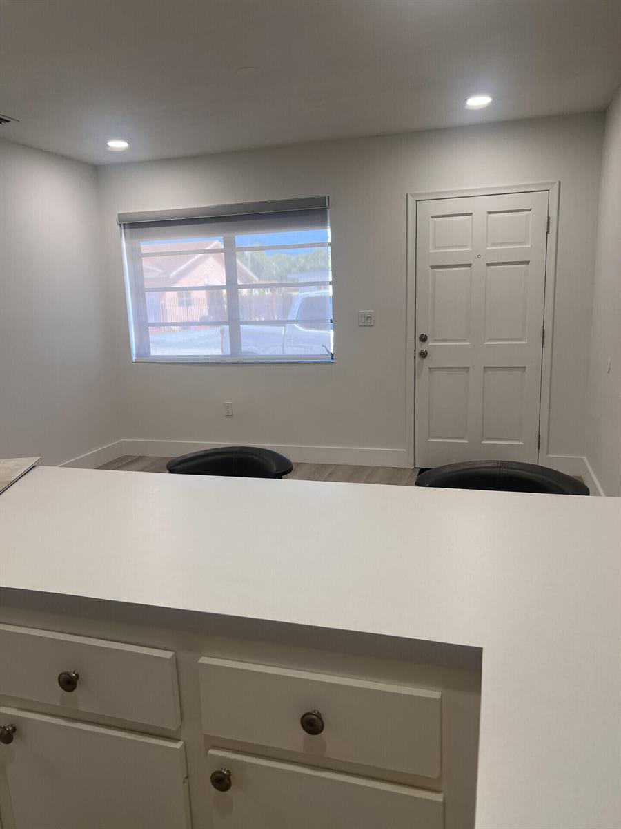 See details / 0 1424 sq. ft. $ 2026-08-19 0 Photo