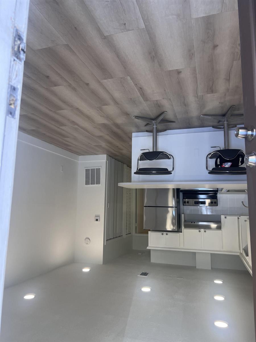 See details / 0 1424 sq. ft. $ 2026-08-19 0 Photo