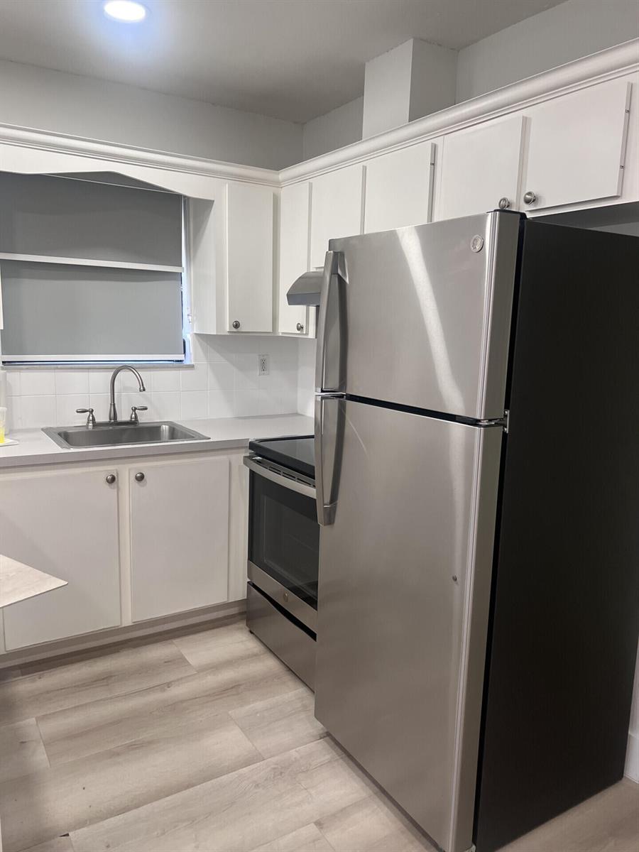 See details / 0 1424 sq. ft. $ 2026-08-19 0 Photo