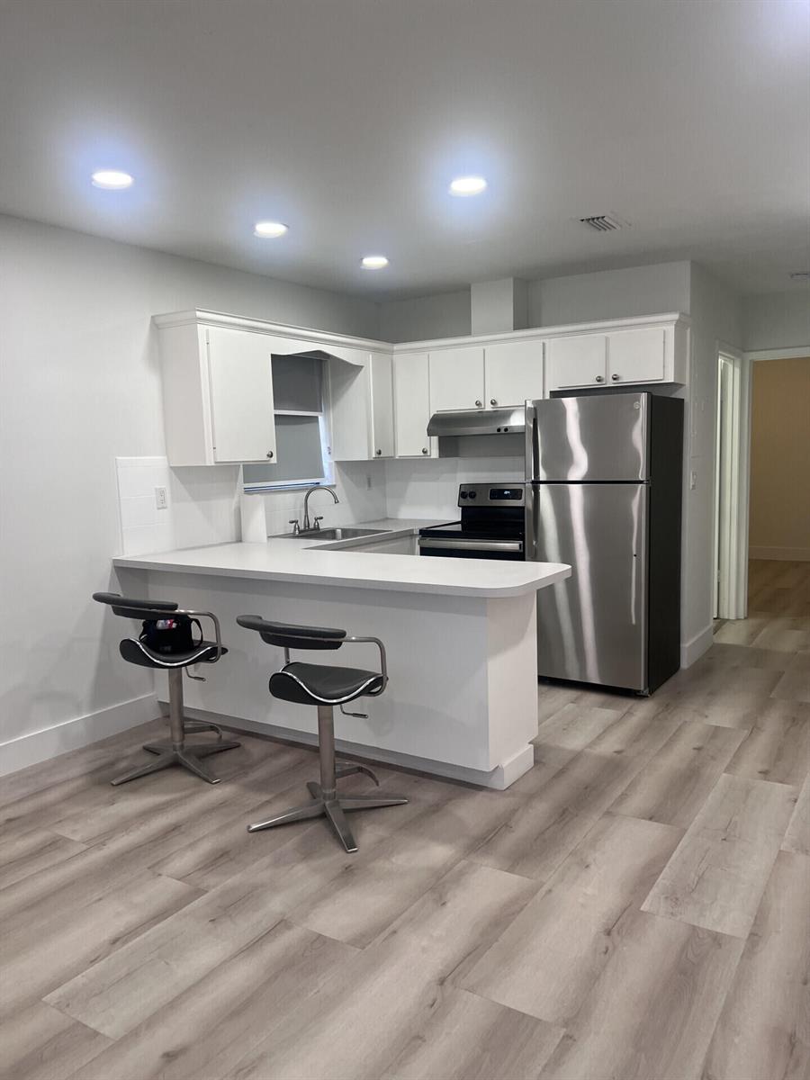 See details / 0 1424 sq. ft. $ 2026-08-19 0 Photo