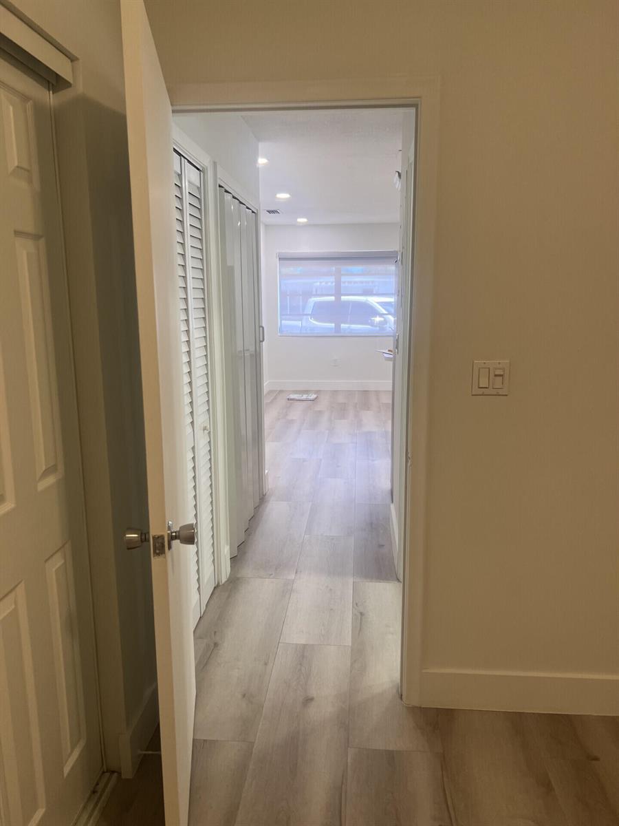 See details / 0 1424 sq. ft. $ 2026-08-19 0 Photo