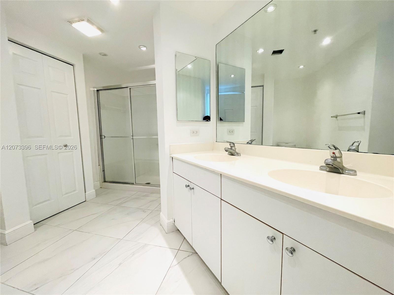 Photo of 17150 Bay Rd #2902, Sunny Isles Beach, Florida, 33160 -