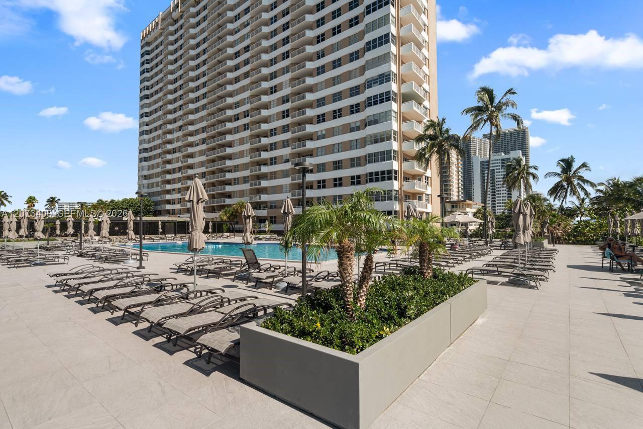 5E 1 / 1 798 sq. ft. $ 2026-08-24 0 Photo