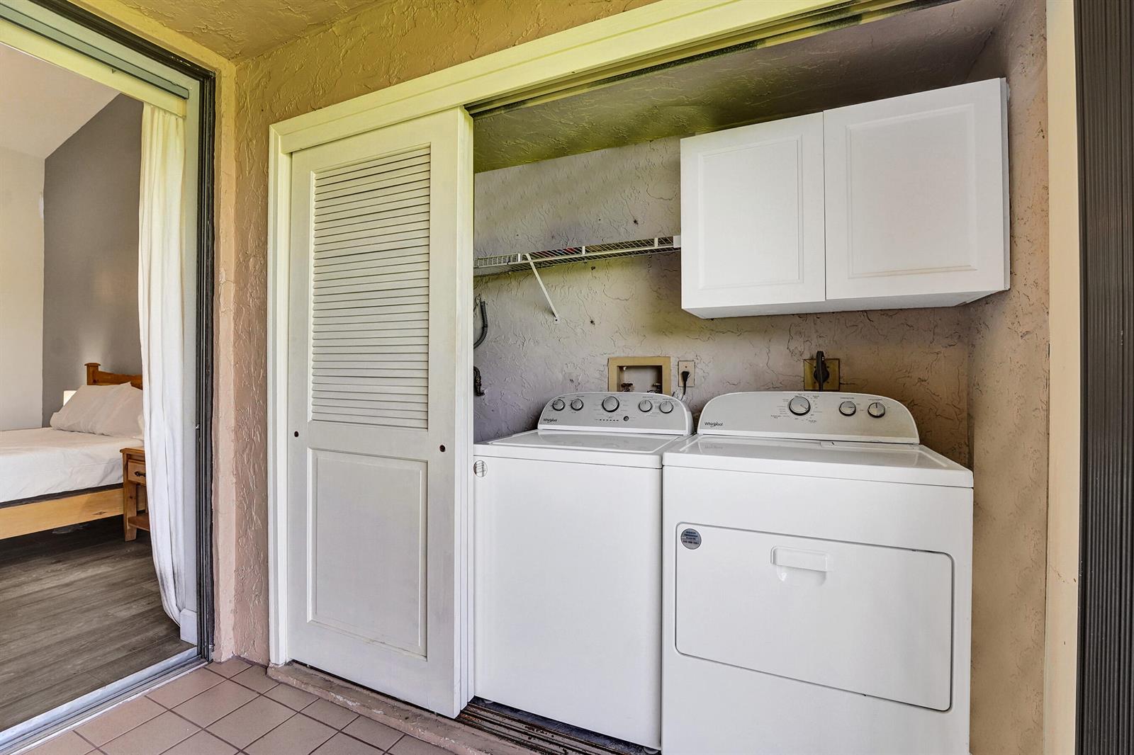 212 3 / 2 1150 sq. ft. $ 2026-08-19 0 Photo