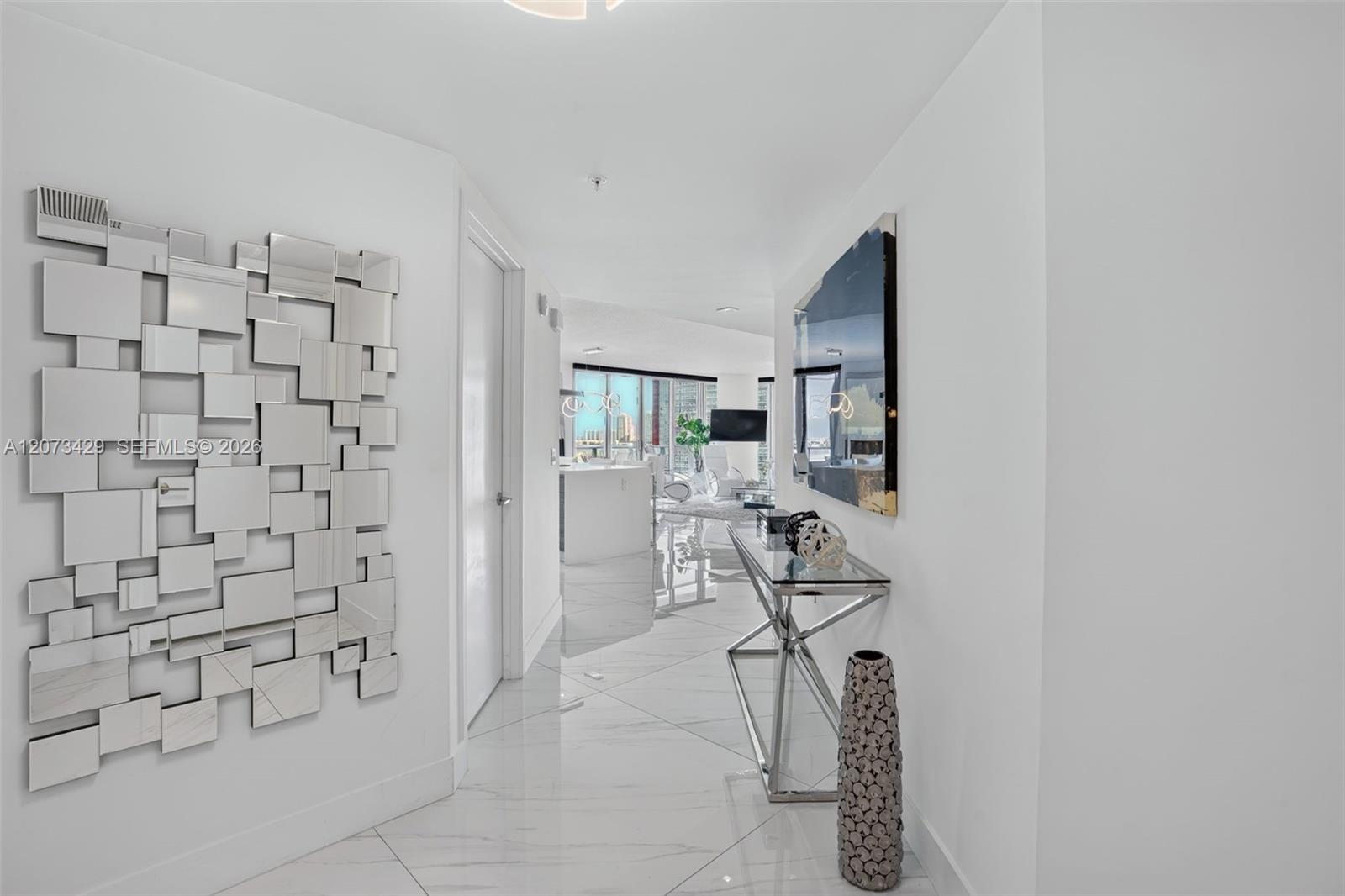 4-1007 3 / 4 1892 sq. ft. $ 2026-08-18 0 Photo