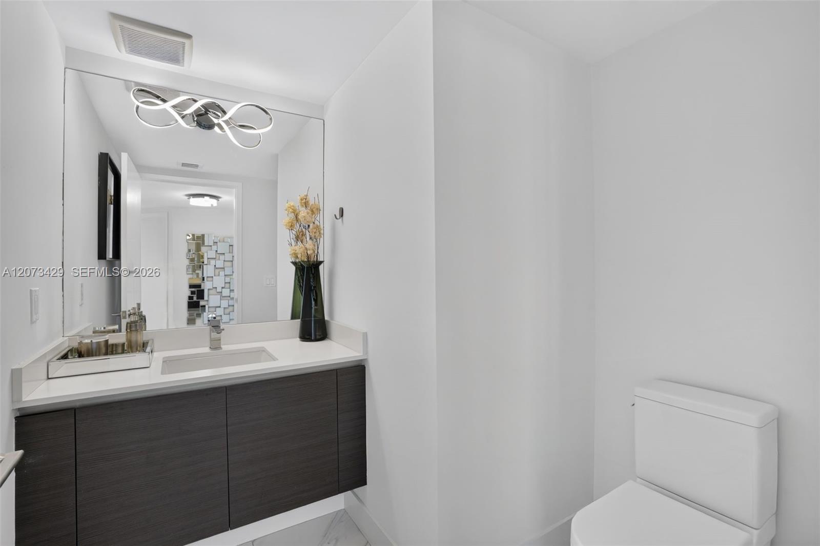 4-1007 3 / 4 1892 sq. ft. $ 2026-08-18 0 Photo
