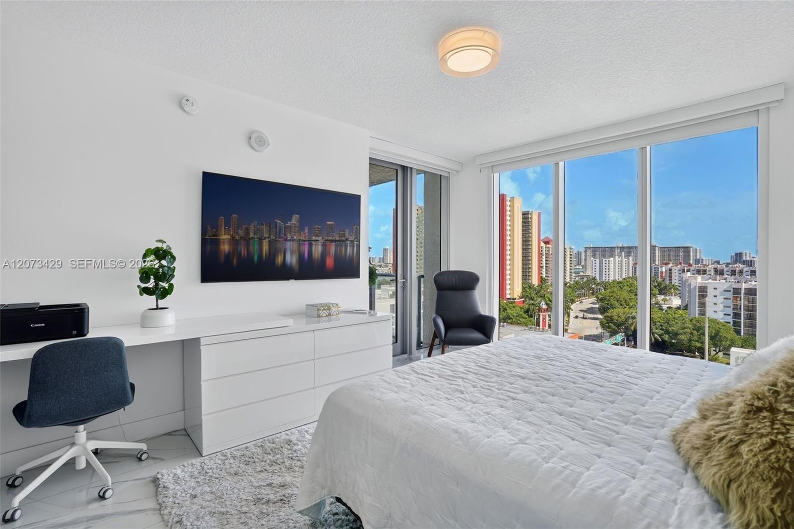 4-1007 3 / 4 1892 sq. ft. $ 2026-08-18 0 Photo