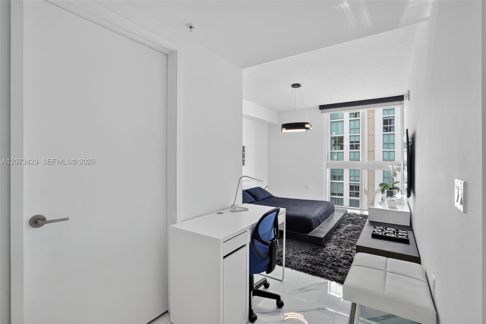 4-1007 3 / 4 1892 sq. ft. $ 2026-08-18 0 Photo