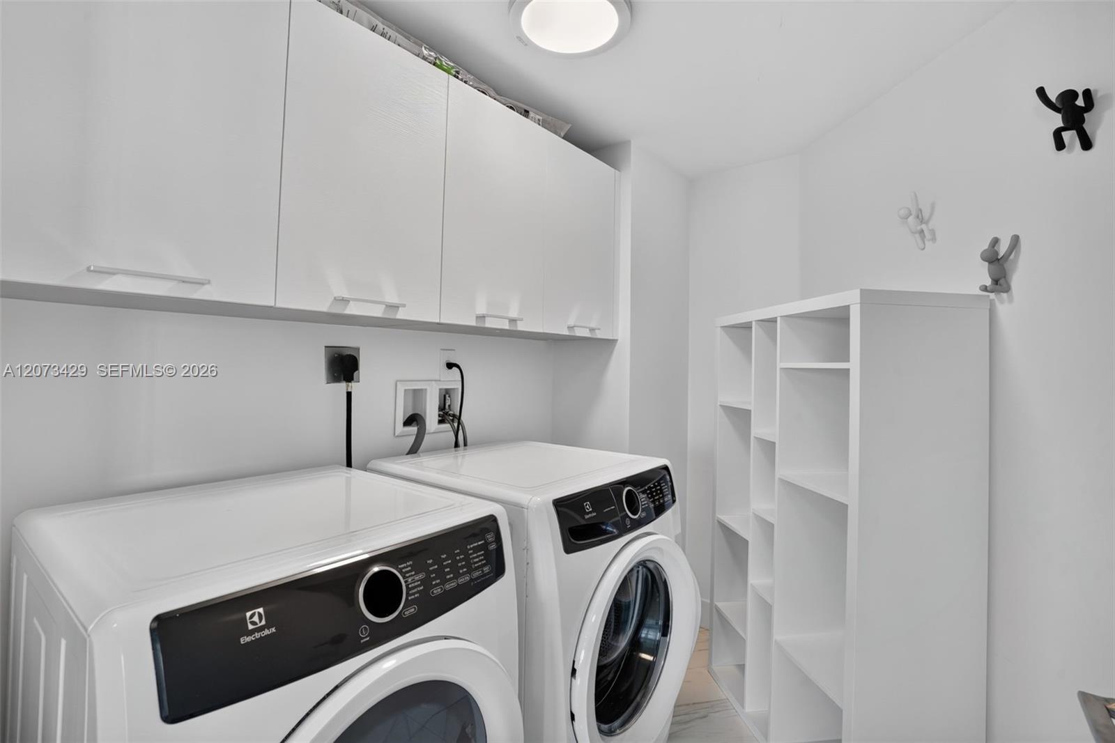 4-1007 3 / 4 1892 sq. ft. $ 2026-08-18 0 Photo