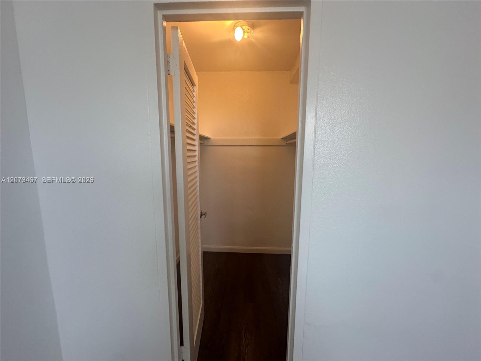 Photo of 3000 Ocean Dr #922, Hollywood, Florida, 33019 - 2ND BEDROOM CLOSET