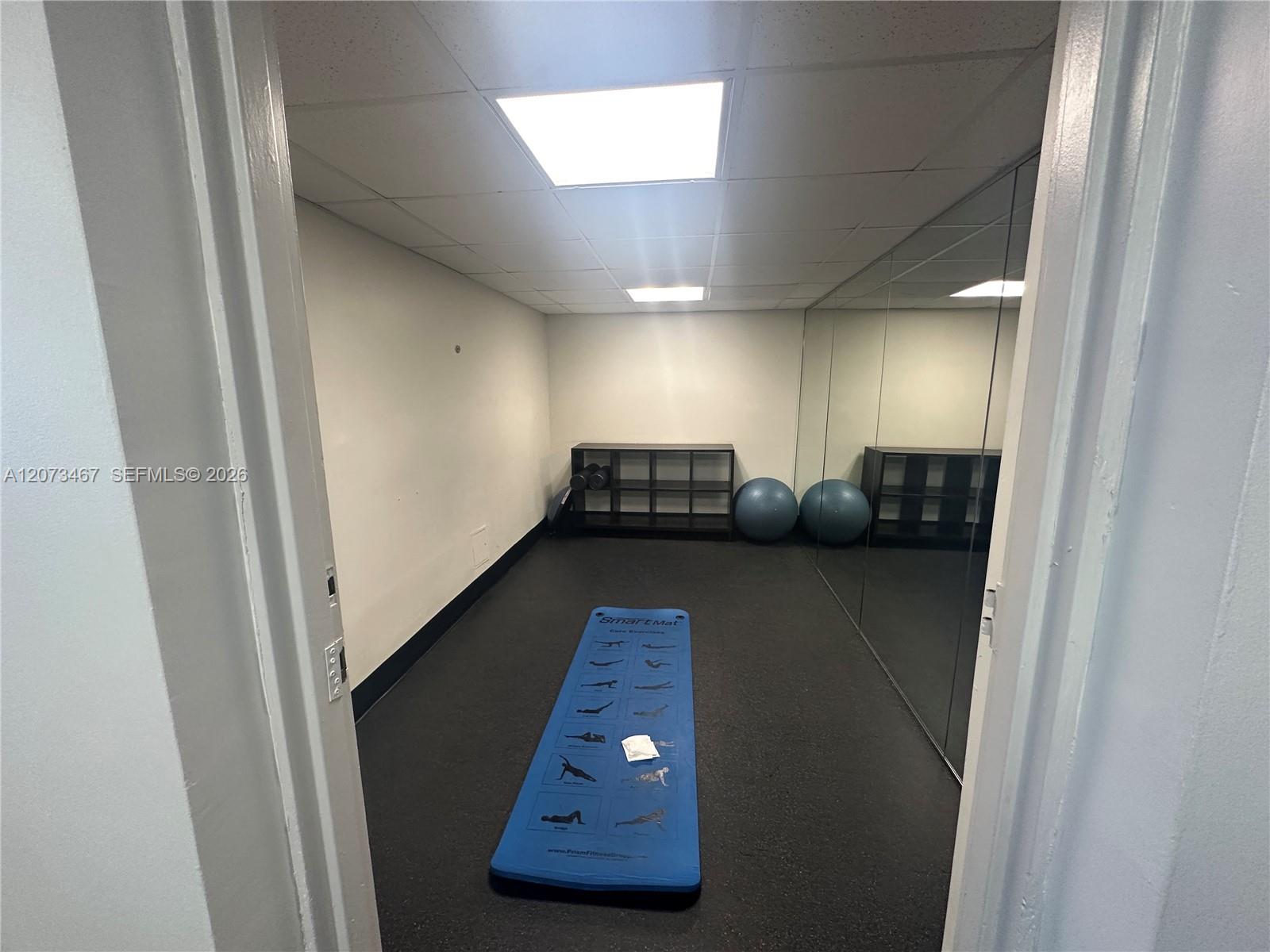 Photo of 3000 Ocean Dr #922, Hollywood, Florida, 33019 - GYM