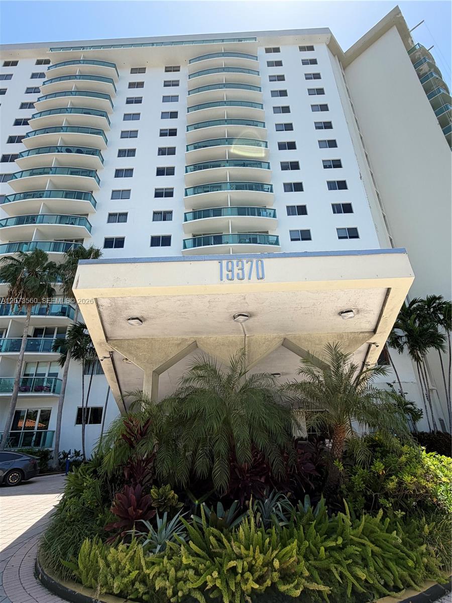Photo 3 of Collins Ave