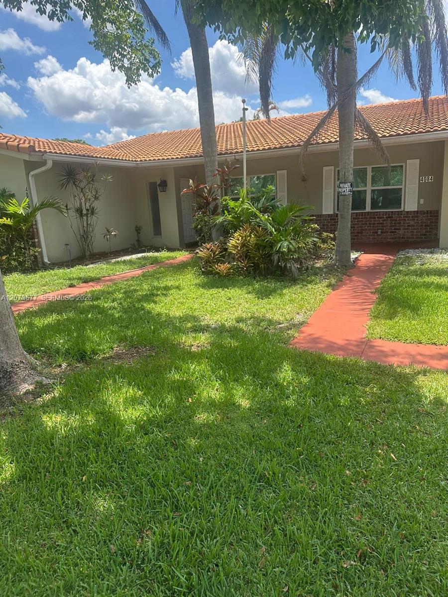   /  3838 sq. ft. $ 2026-08-18 0 foto