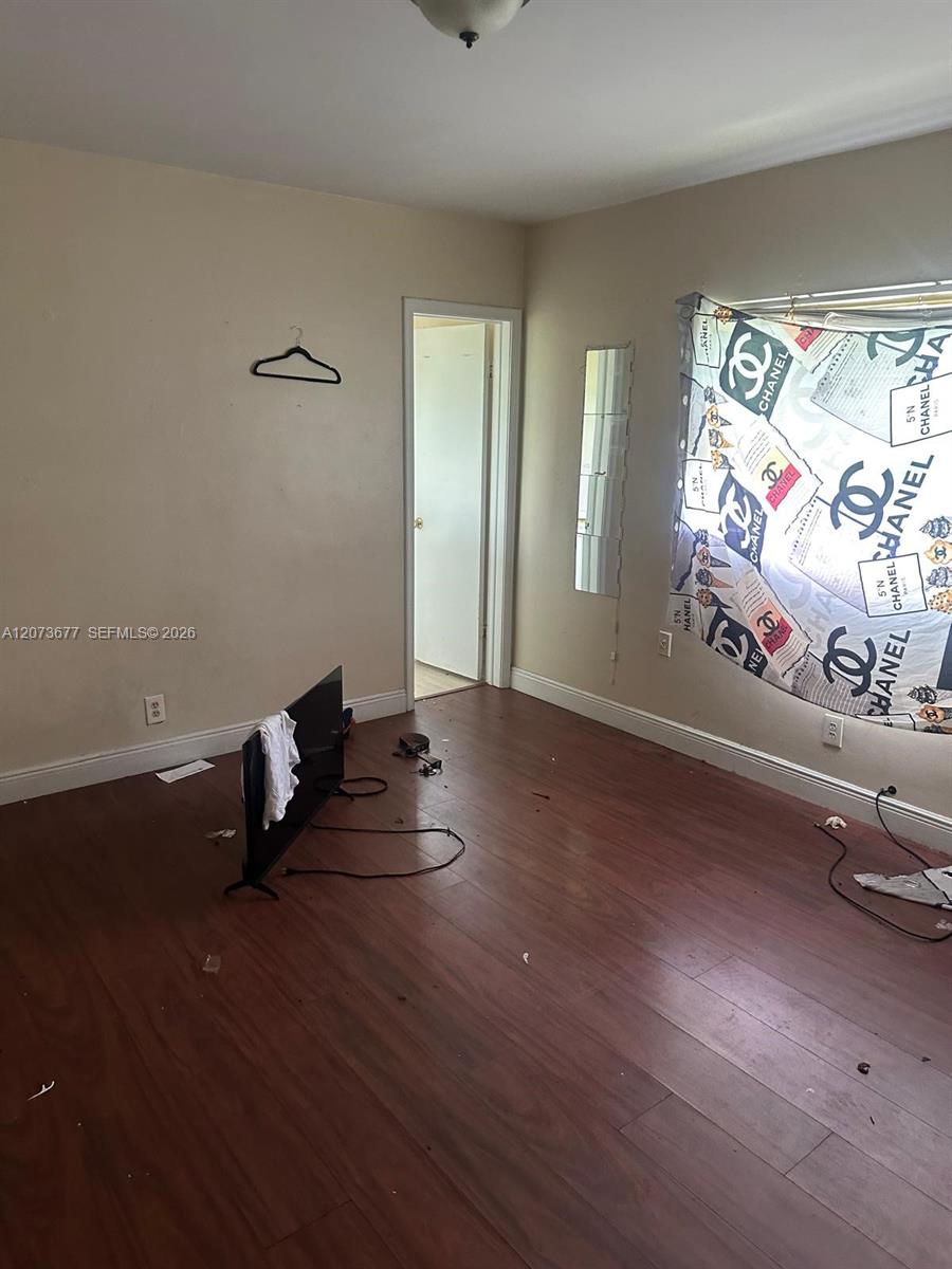   /  3838 sq. ft. $ 2026-08-18 0 foto