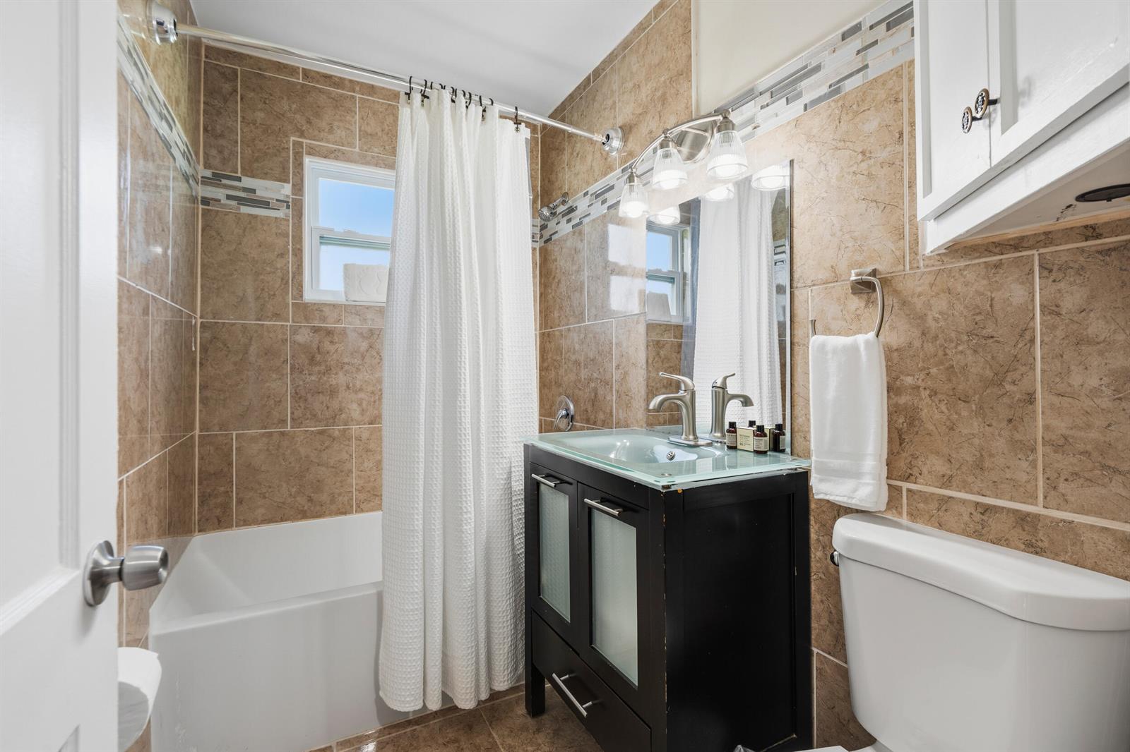   / 0 1859 sq. ft. $ 2026-08-20 0 foto