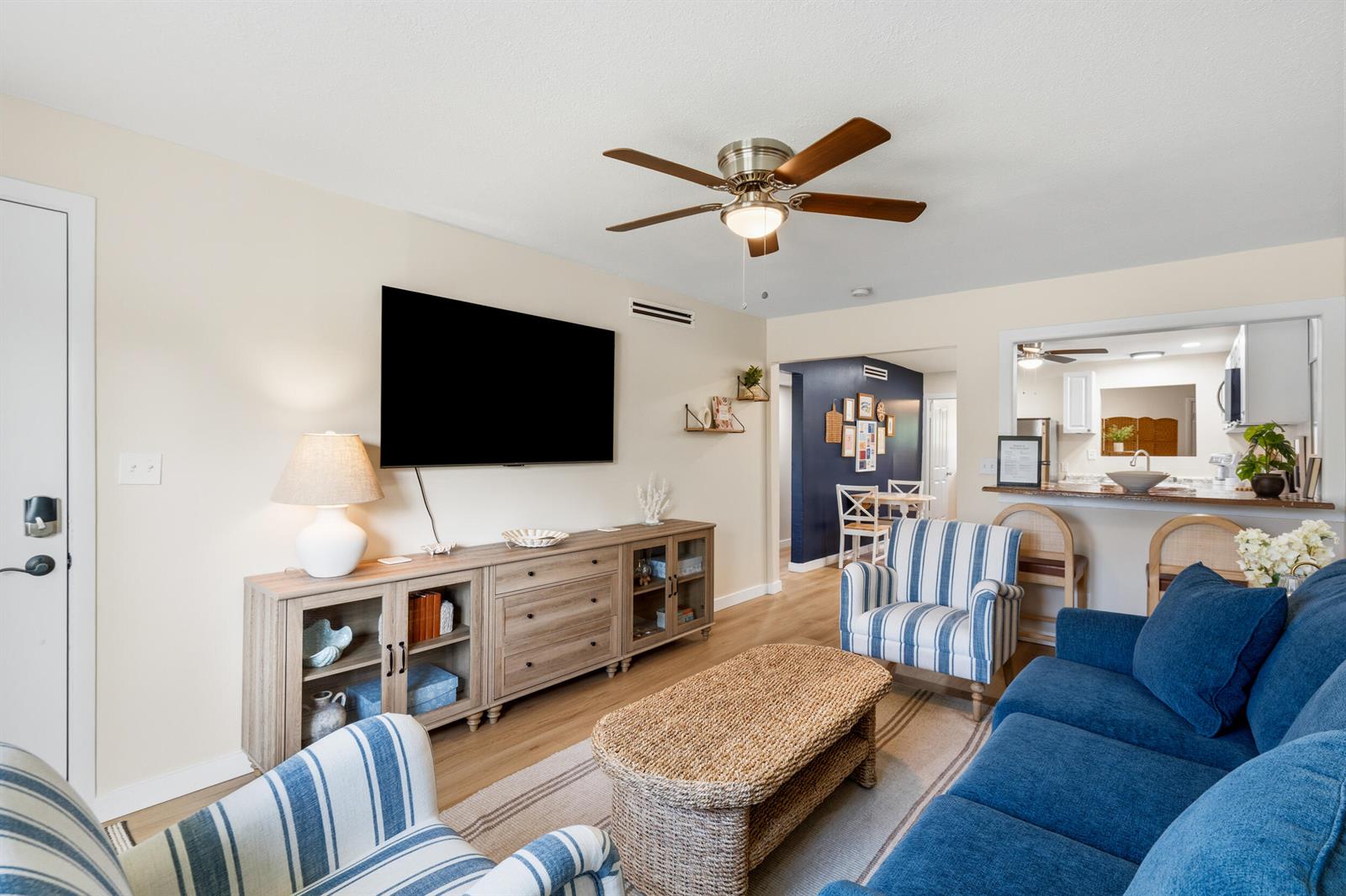   / 0 1859 sq. ft. $ 2026-08-20 0 foto
