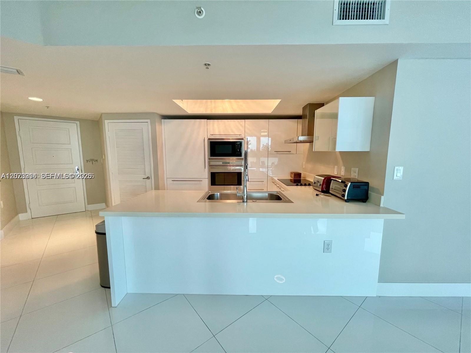 Photo 4 of Sunny Isles Blvd