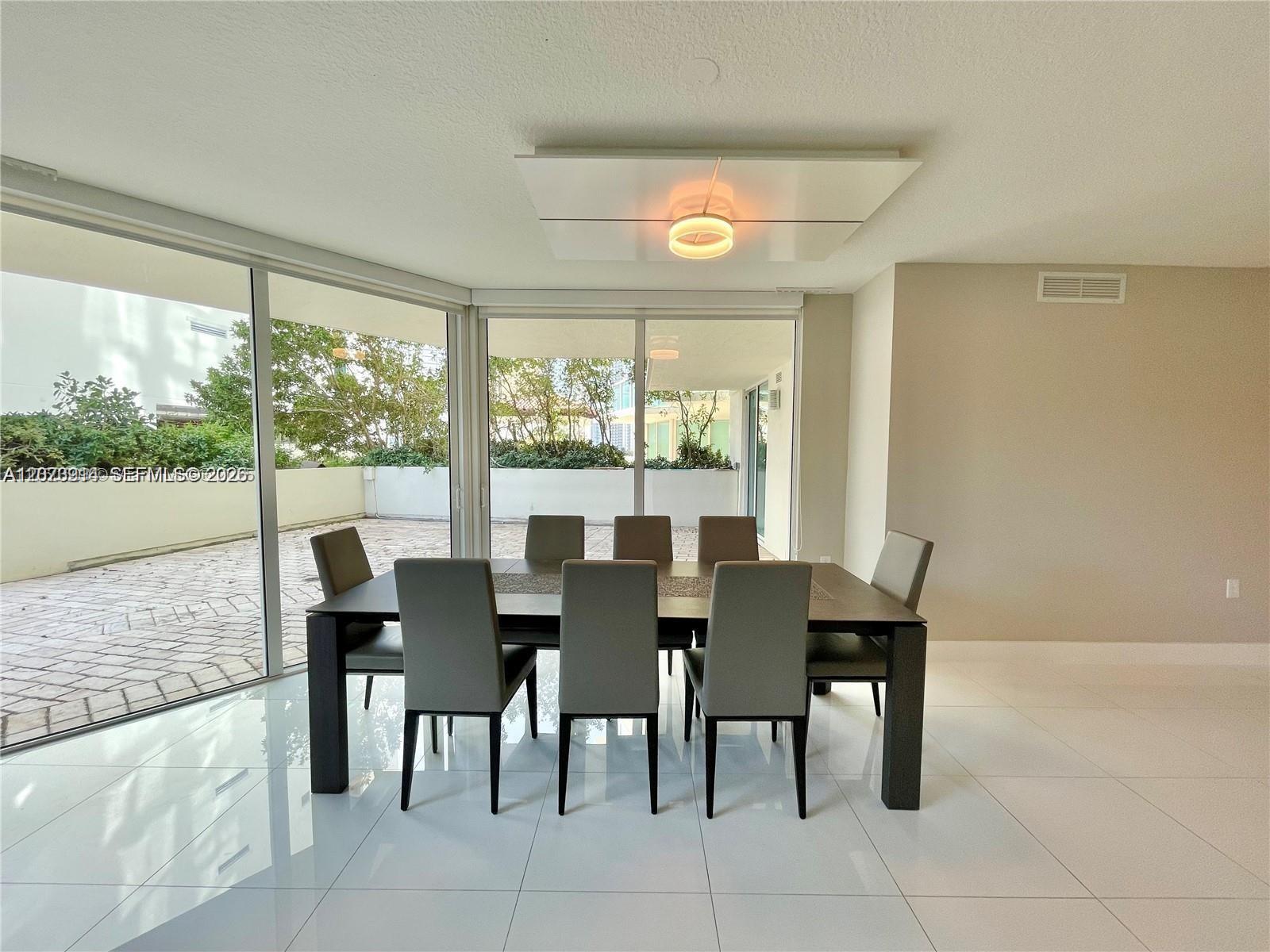 Photo 7 of Sunny Isles Blvd