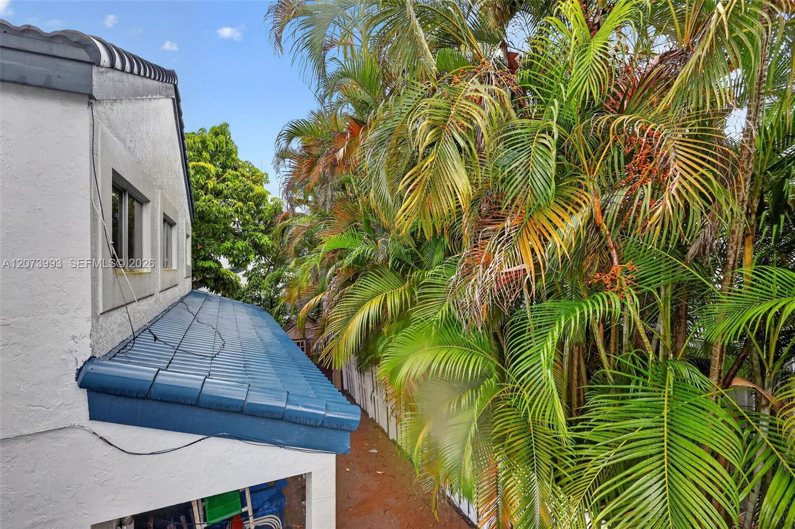 Ver detalles 253 3 / 3 1449 sq. ft. $ 2026-08-19 0 foto