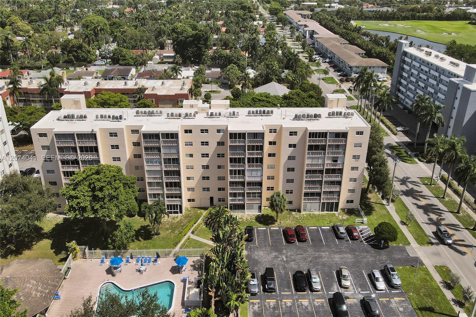 Photo of 1001 14th Ave #402, Hallandale Beach, Florida, 33009 -
