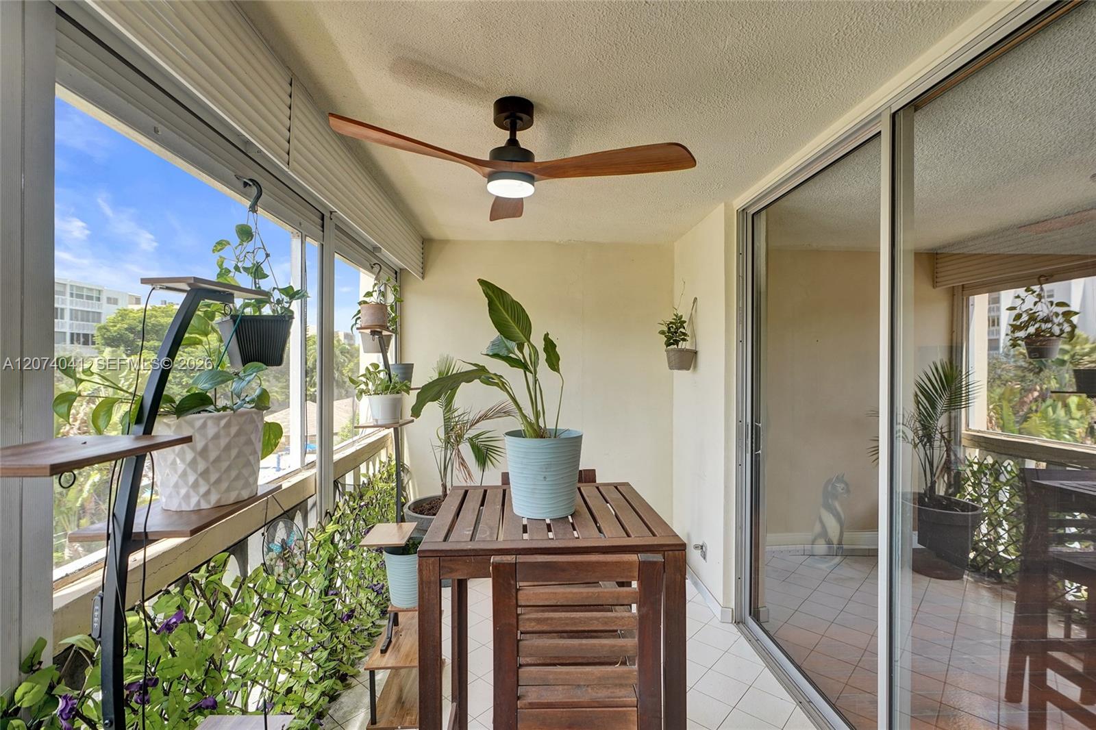 Photo of 1001 14th Ave #402, Hallandale Beach, Florida, 33009 -