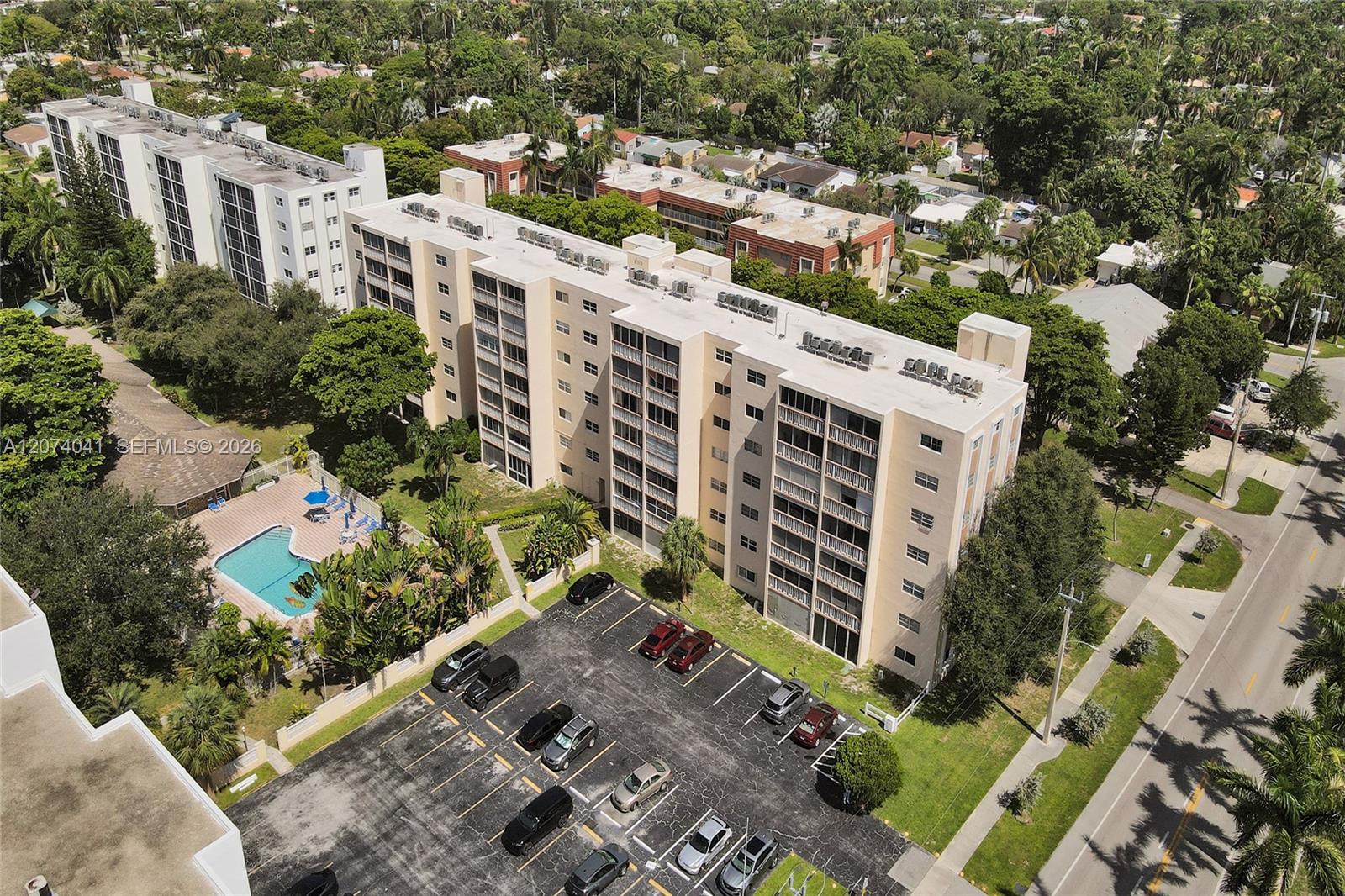 Photo of 1001 14th Ave #402, Hallandale Beach, Florida, 33009 -